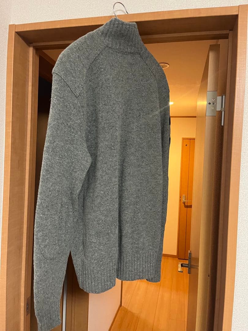 超美品　ラルフローレンのジップアップニット