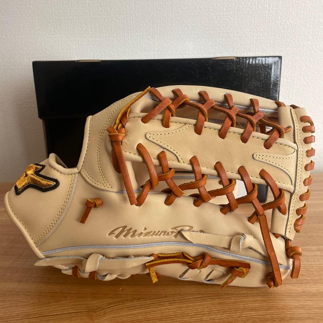 高*秋様 ミズノプロ　硬式用　外野　グローブ　グラブ　定価69,300円　高校野