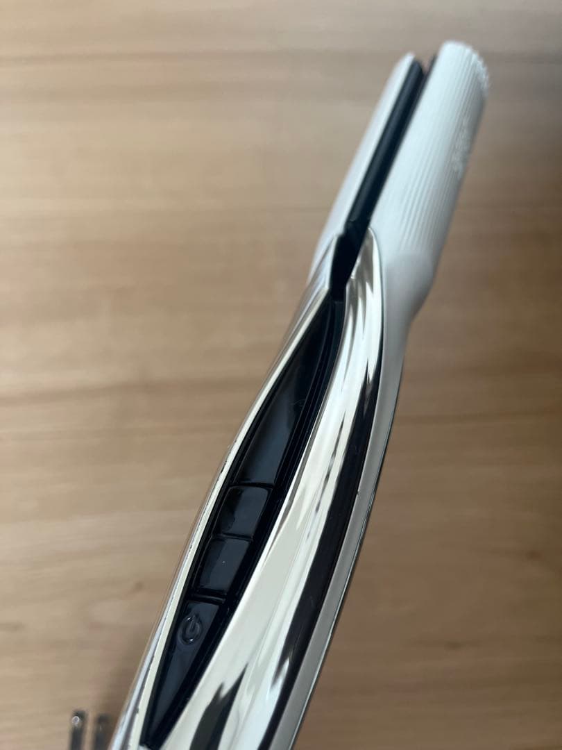 Refaストレートヘアアイロン デジタル表示