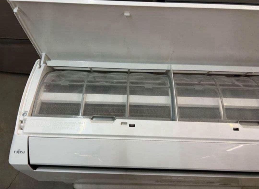 【高年式】2021年式2.2kw FUJITSU エアコン AS-B221L-W