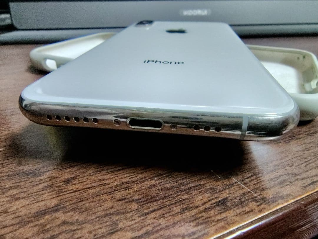 iPhone XS　256GB　シルバー　SIMフリー　美品　初期化済み