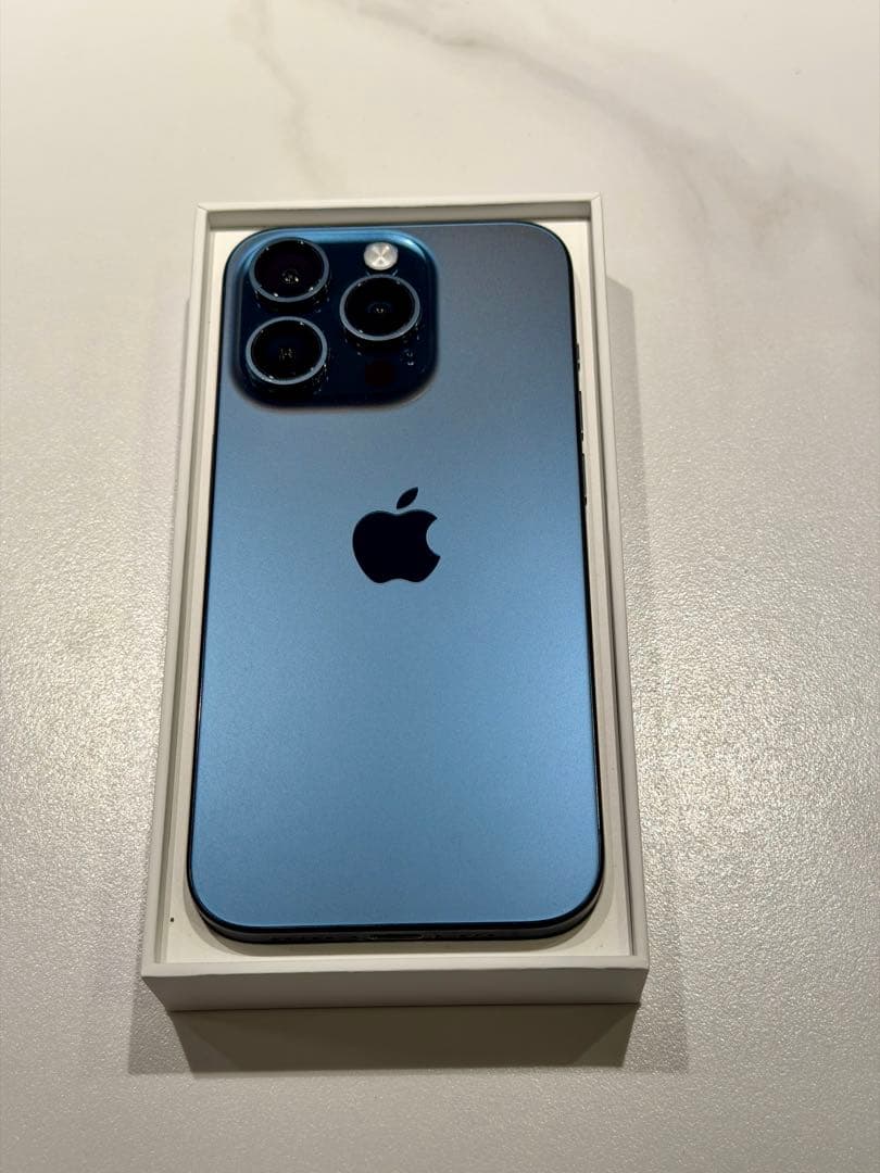 Apple iPhone 15 Pro 1TB ブルーチタニウム 本体