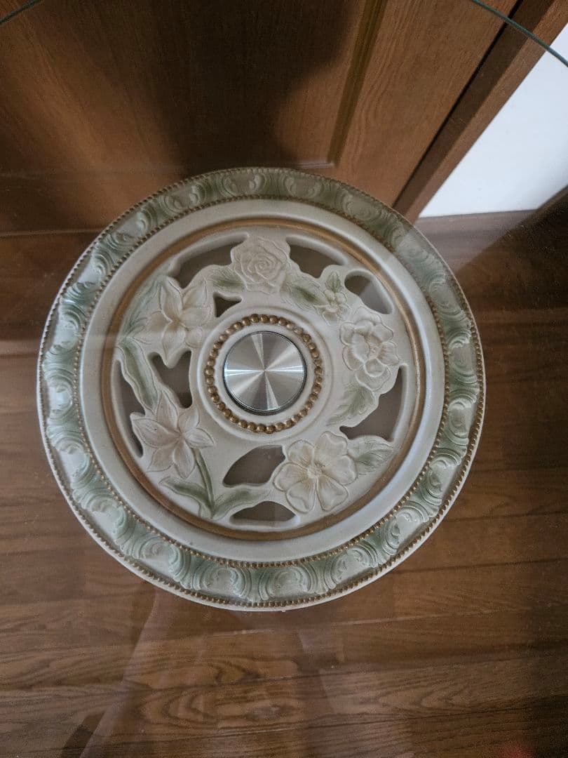 お花のガラステーブル　フラワースタンド