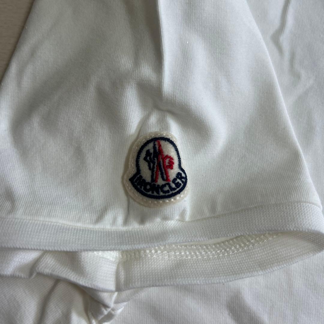 モンクレール　Tシャツ　12y 新品未使用　タグ付き