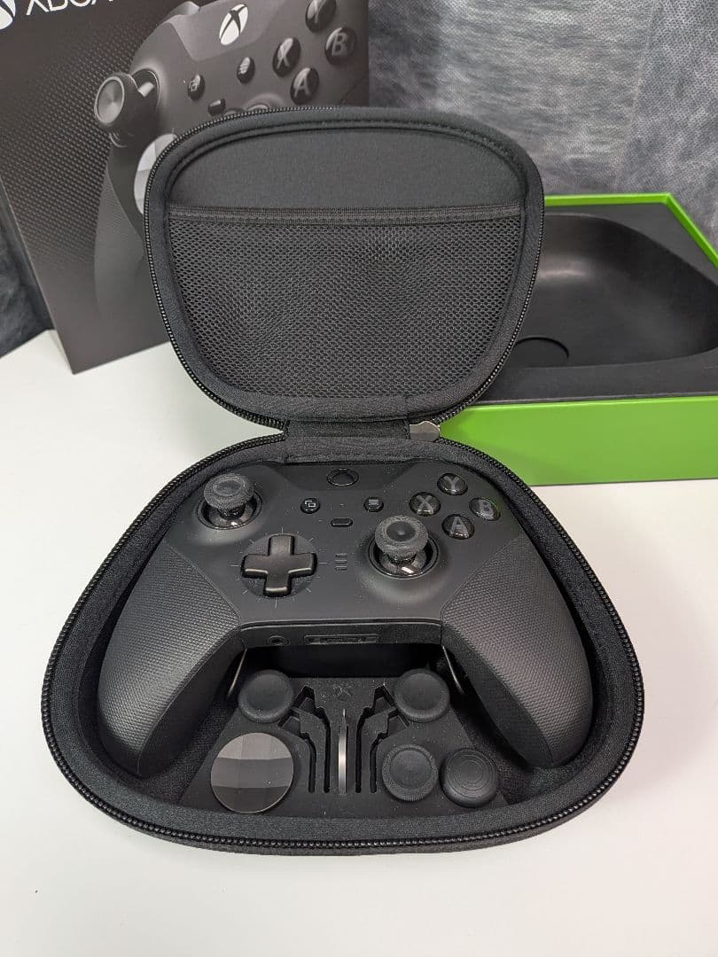 極美品 Xbox Elite ワイヤレスコントローラー Series 2