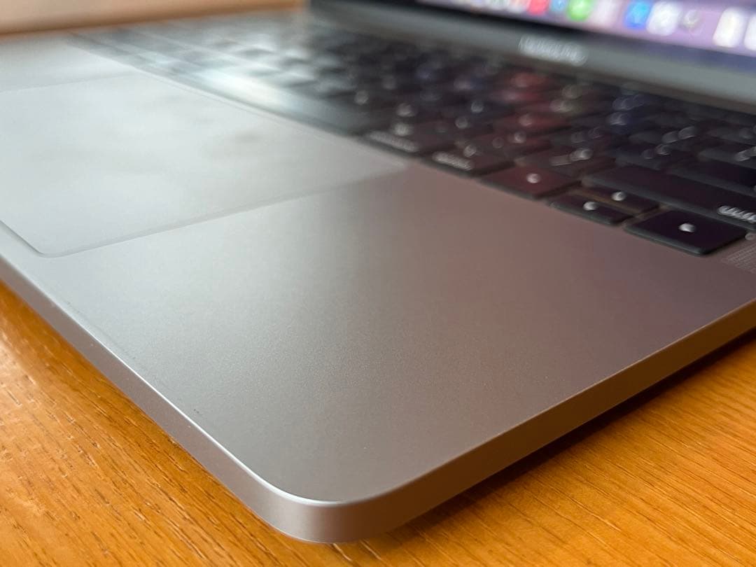 【美品・バッテリー交換済・16GB】MacBook Pro 13インチ USキー