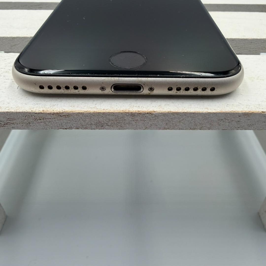 iPhone SE第3世代 64GB スターライト 315