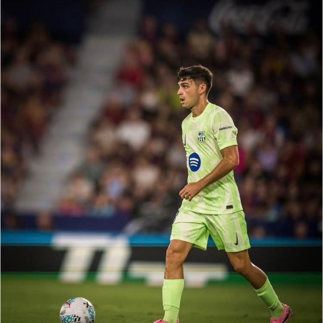 美品 正規品 NIKE バルセロナ ユニフォーム 24 25 サード L