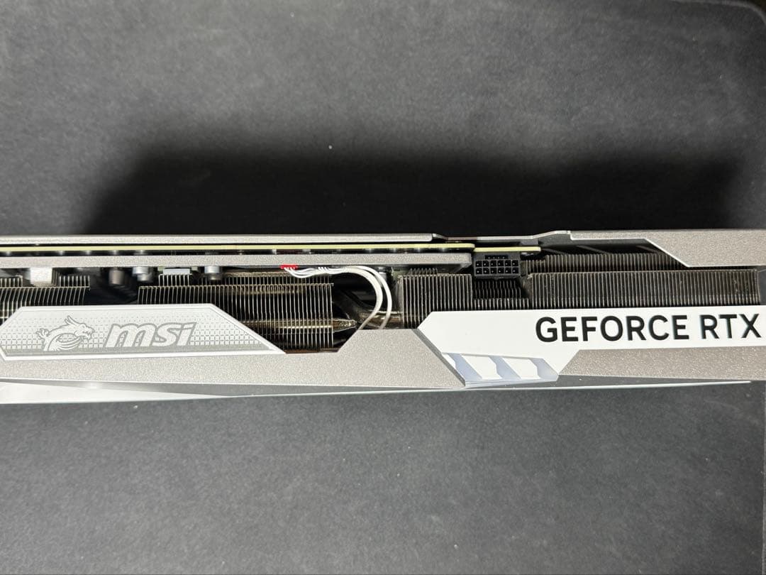 グラフィックボード・グラボ・ビデオカード GeForce RTX 4070 Ti GAMING X TRIO WHITE