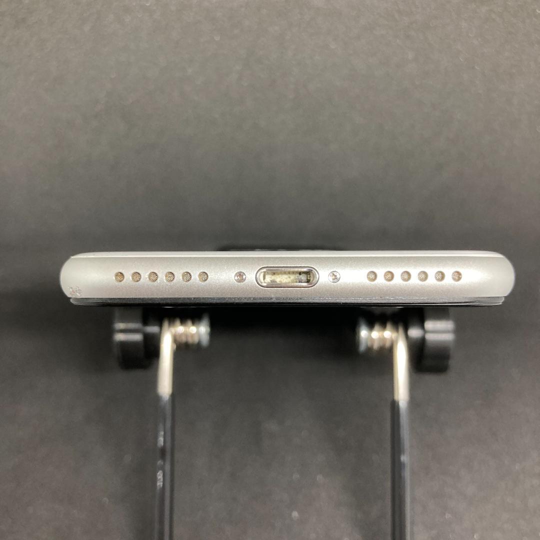 iPhone SE2 128GB SIMフリー 白 バッテリー100% 2545