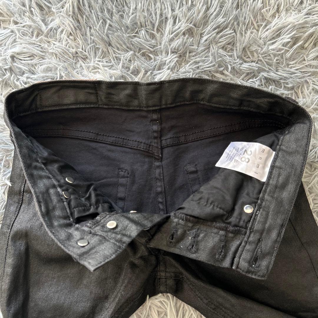 ミニマル mnml ブラック コーティング スキニーデニム 裾 ジッパー ボタン