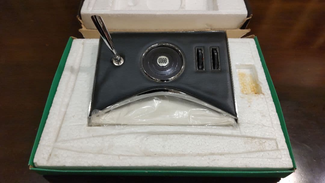 スペースエイジ ロス・エレクトロニクス・コーポレーション製AMラジオ