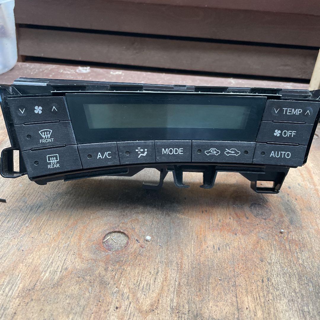 プリウス30前期4点