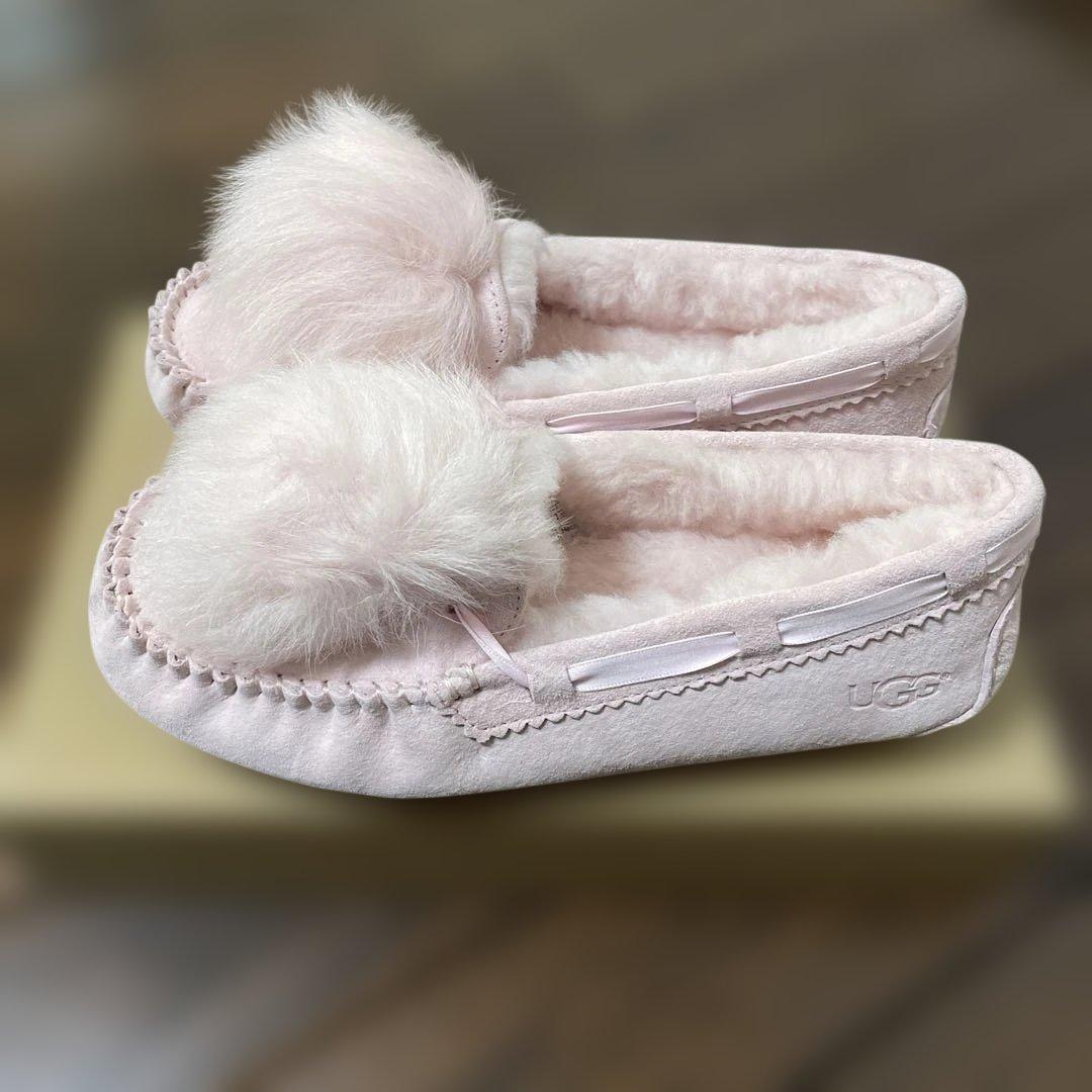 UGG アグ ダコタ ポンポン Dakota Pom Pom 23cm