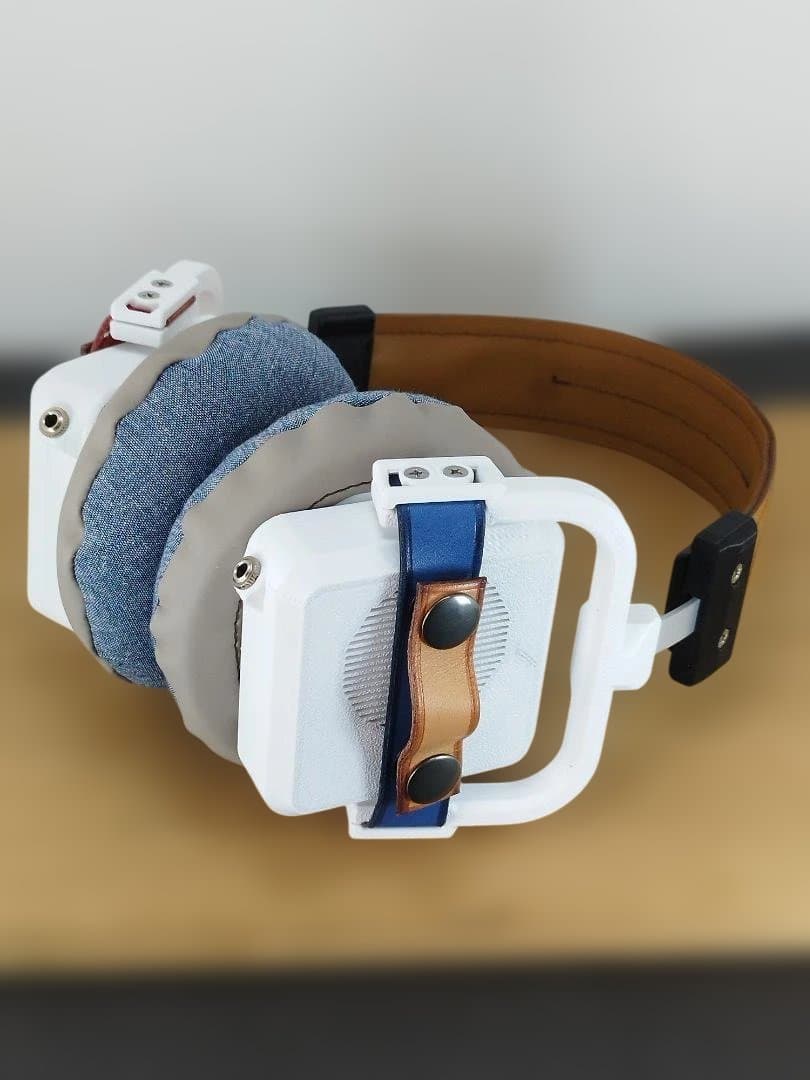 手作り　オーバーイヤー有線ヘッドホン　新品