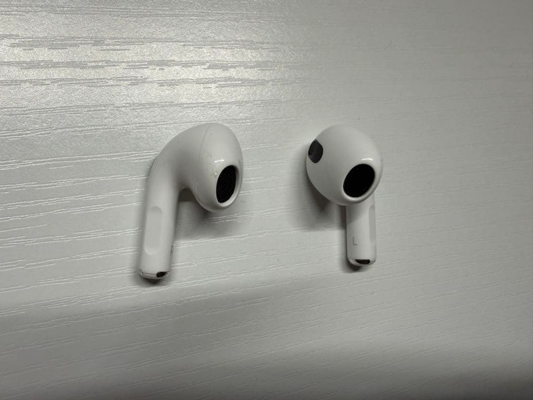 AirPods 3 本体（付属品あり）