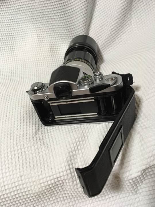 Nikon F2 アイレベル カメラ＋300mm 1:4.5 単焦点レンズ