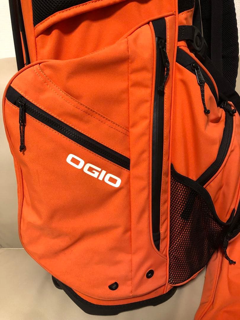 【送料込み】廃盤希少品　オジオ　14割　スタンド式キャディバッグ　限定色