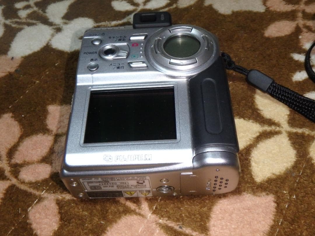動作品 FUJIFILM 4700Z FinePix デジタルカメラ 乾電池駆動