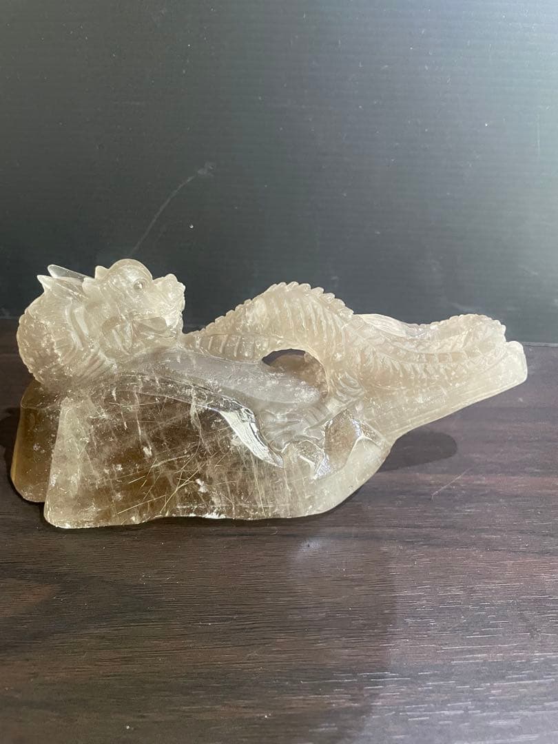 ルチル神龍の彫り物　天然石　鑑別書付き