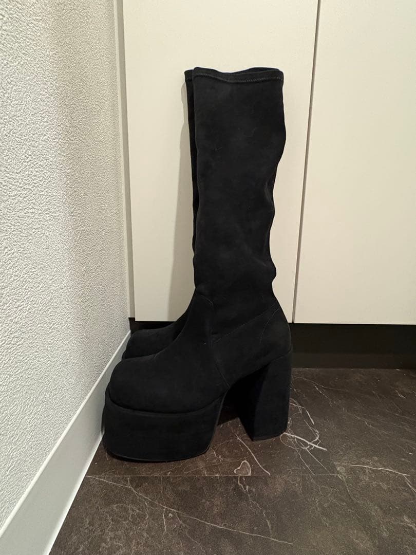 【ゆ出品】EMODA バルキープランプフィットブーツ