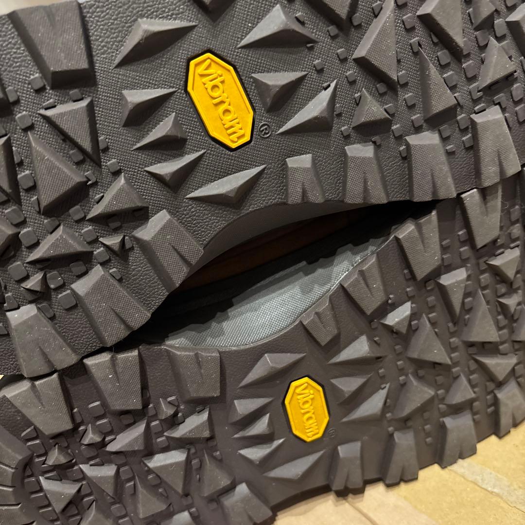 THE NORTH FACEノースフェイス ヌプシ ロゴ ショート ブラウン