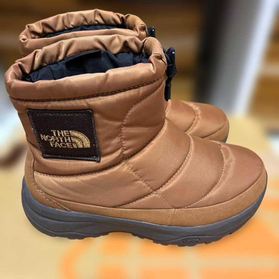 THE NORTH FACEノースフェイス ヌプシ ロゴ ショート ブラウン