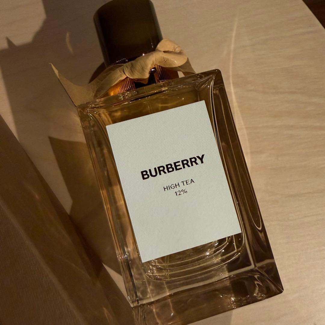 新品同様　BURBERRY HIGH TEA 100ml