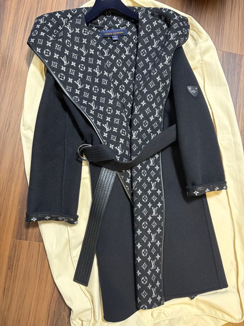 美品 希少サイズ フーデッドラップコート