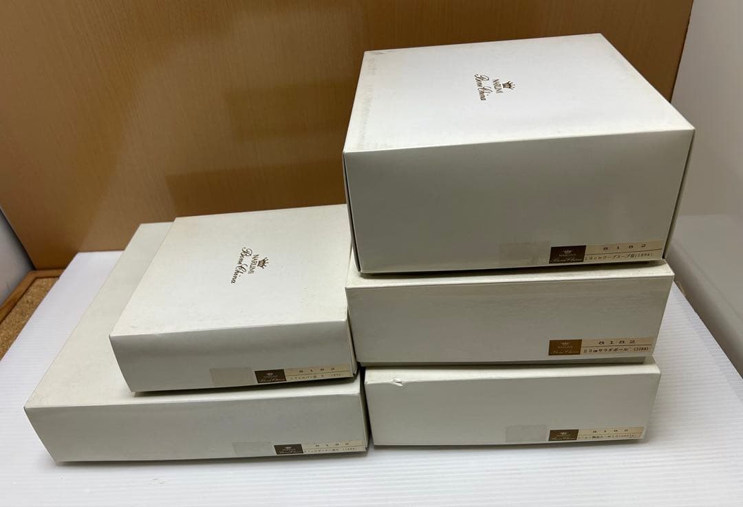 未使用箱入りNARUMI 食器　カップ　プレート　ギフト　まとめて