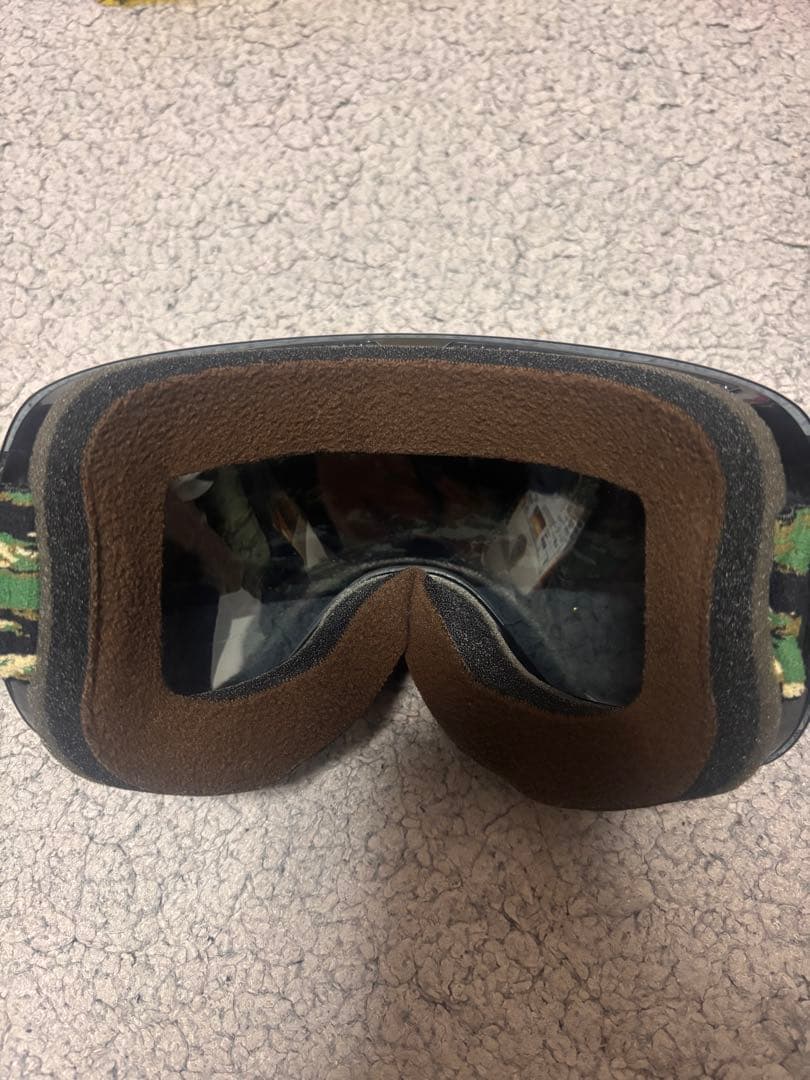 スキー・スノーボード ゴーグル 交換レンズ付き　ドラゴン