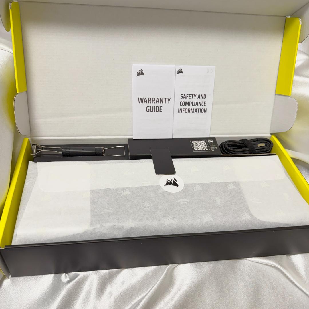 CORSAIR VANGUARD 96 PRO 有線ゲーミングキーボード 日本語