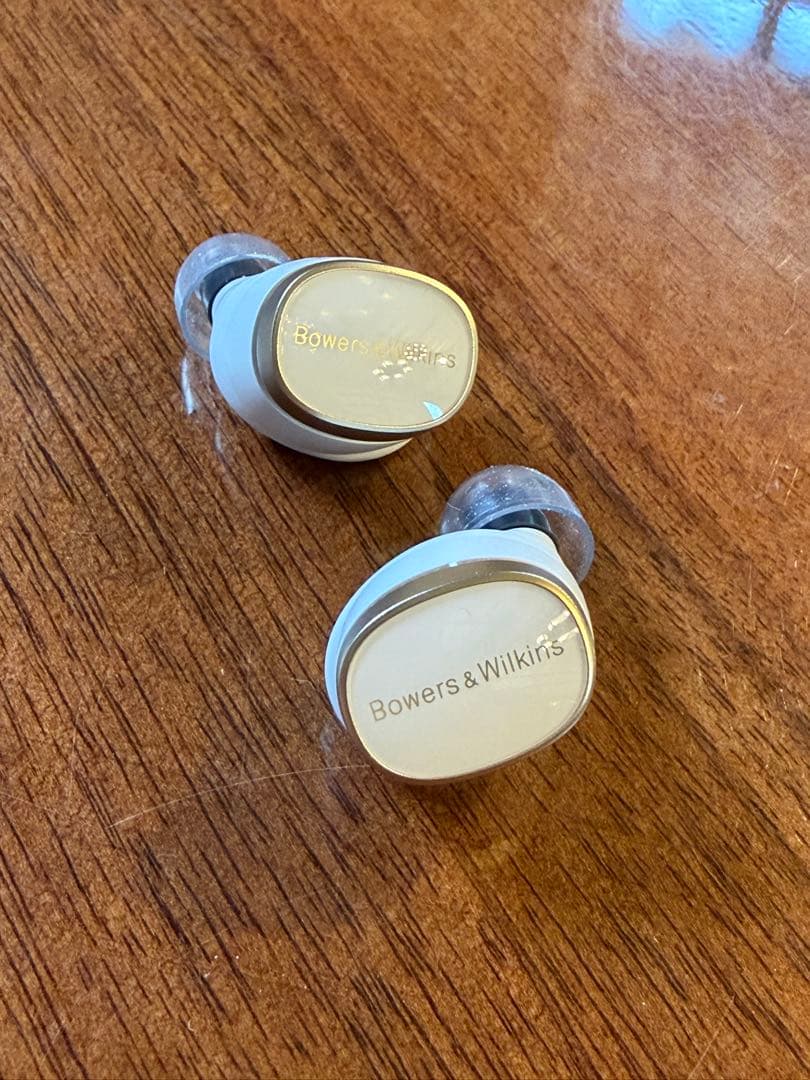 J.ヨッチー Bowers & Wilkins Pi8