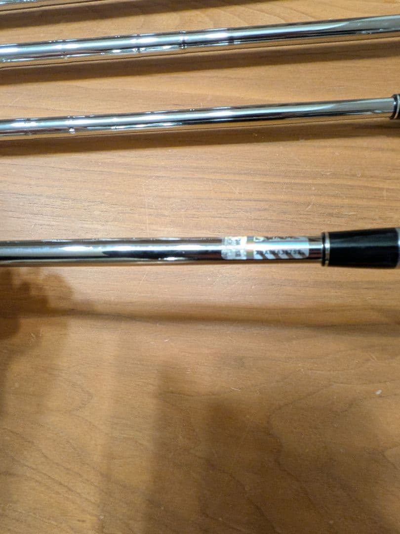 スリクソンzxi5アイアン。5〜PW6本セット。DG105Xシャフト。カスタム品