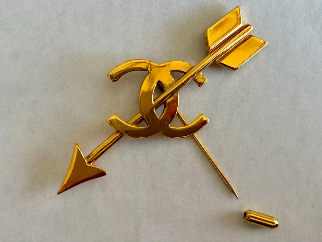 【1/11限定値下げ】CHANEL ブローチ