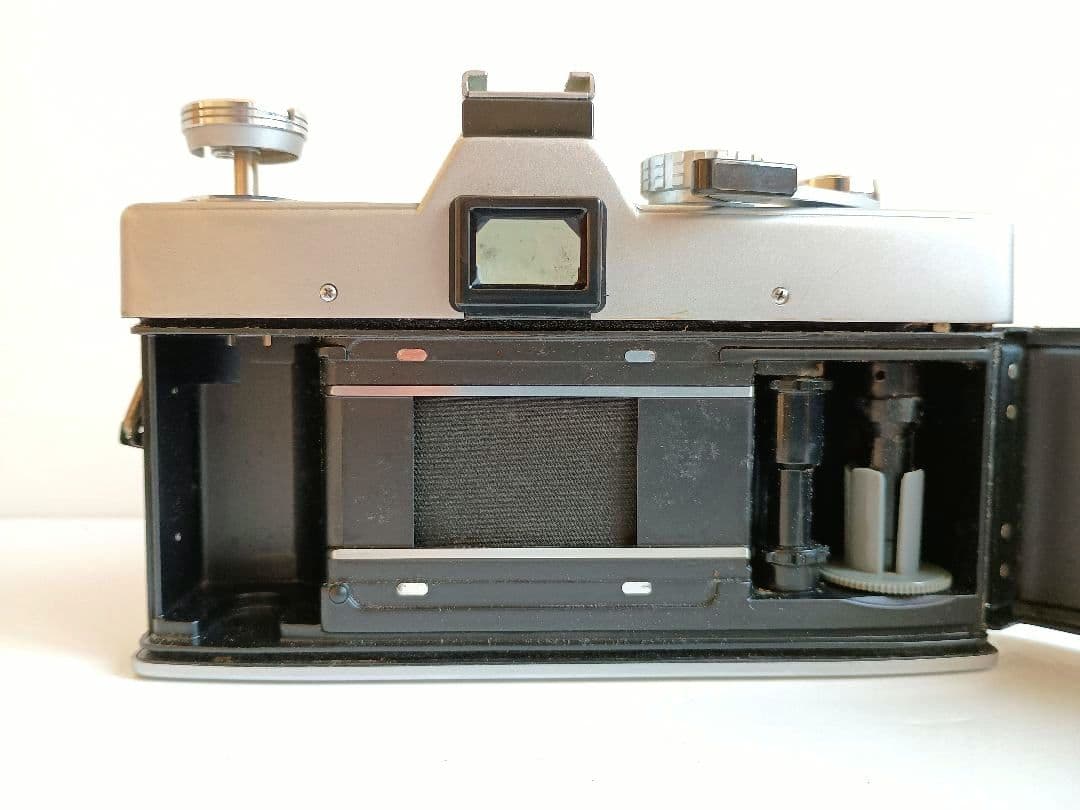 【匿名配送】ミノルタ SR-T 101 一眼レフ フィルムカメラ 露出計OK