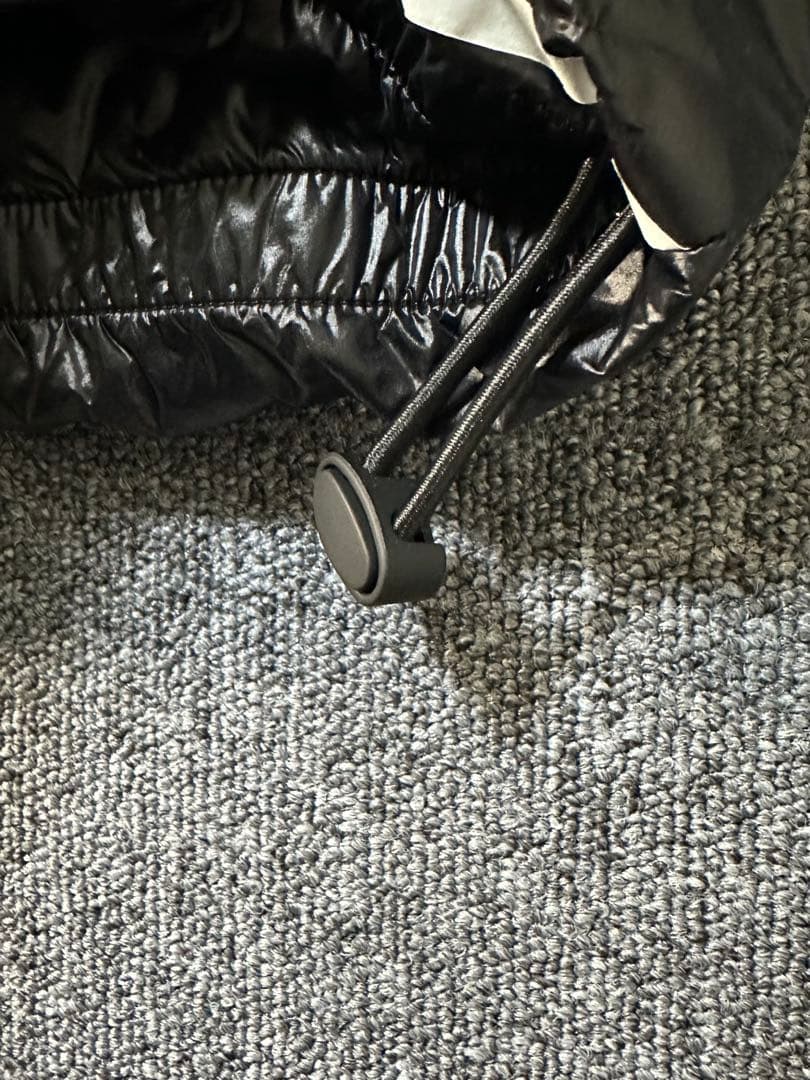 LUXEAKMPLUS フード付きダウンジャケット