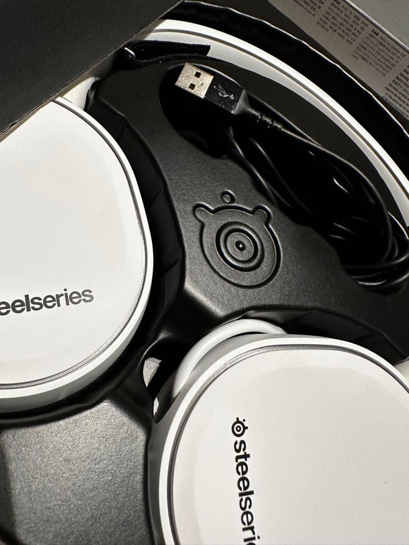 SteelSeries ゲーミングヘッドセット ホワイト