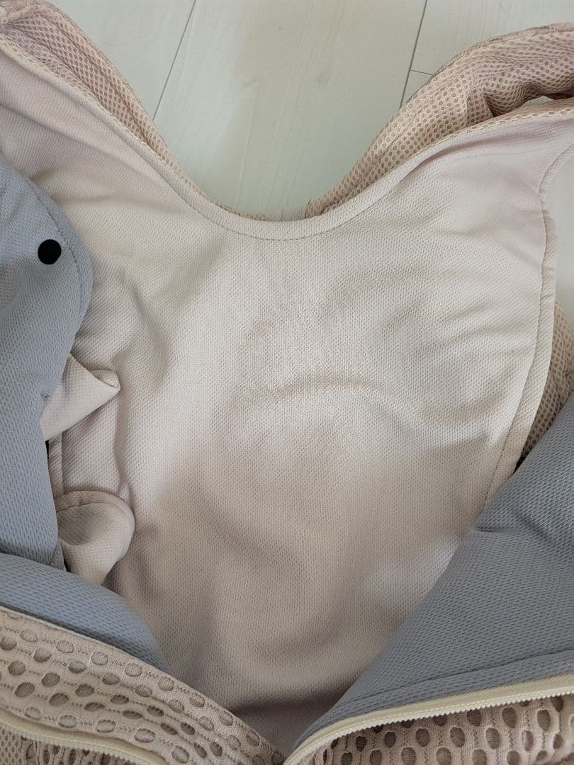 bebe swan メッシュ抱っこひも ベージュ