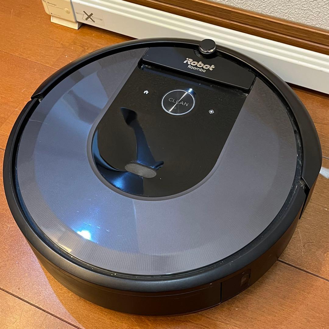 iRobot Roomba i7 ブラック 本体 のみ　ブラック掃除機