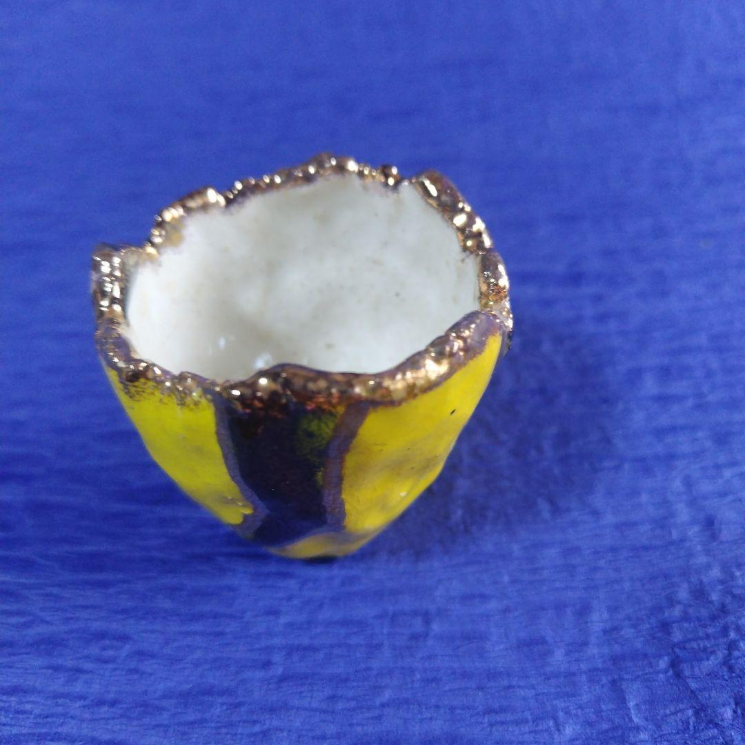 【希少】高鶴元　おちょこ　ぐい呑み　盃　湯呑み　鑑賞用　陶器　金色縁　　レトロ