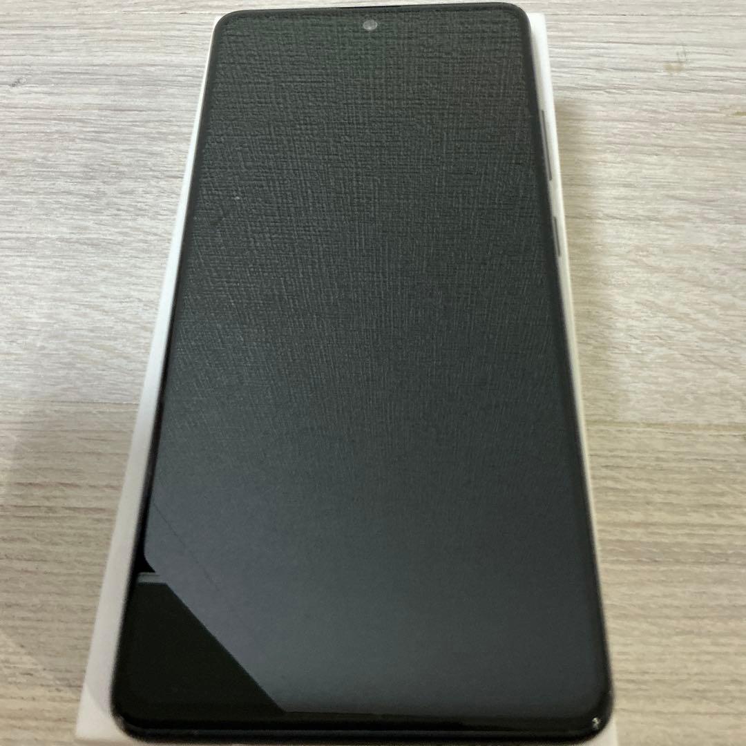 docomo Galaxy A51 5G ブラック　画面線キズ