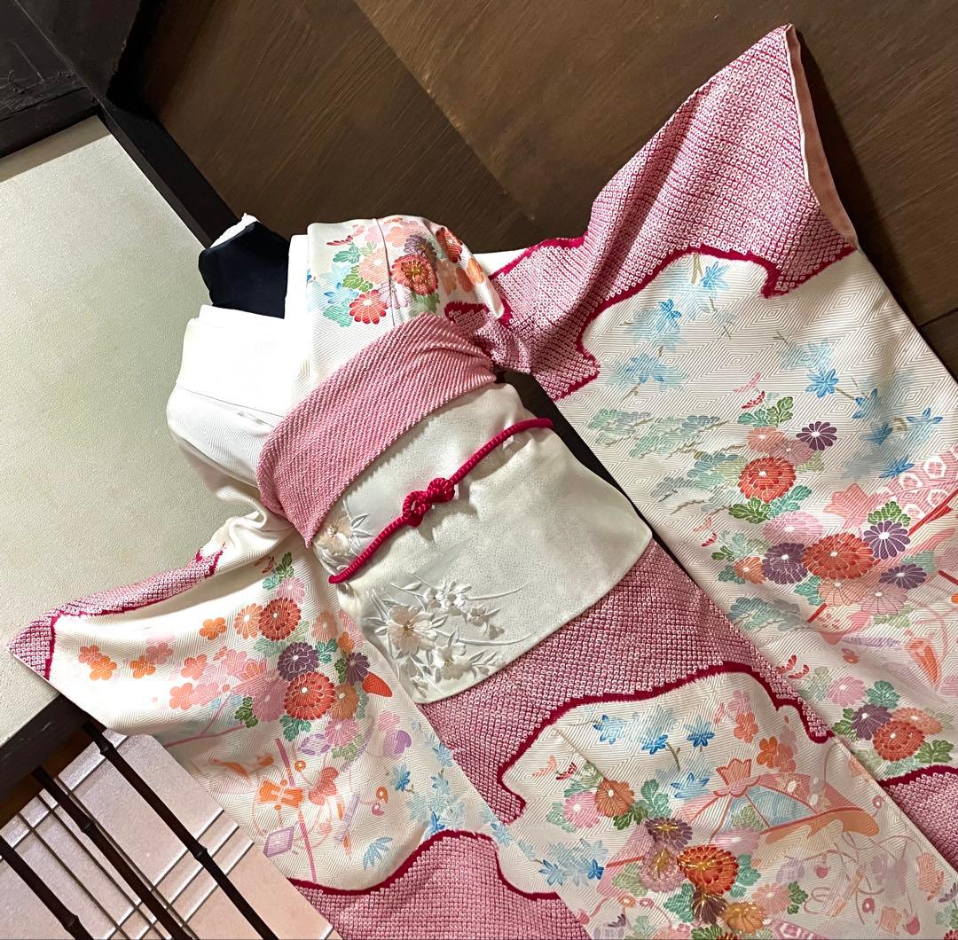 振袖 フルセット6点サイズM〜Ｌ駒刺繍　絞り　宝尽くし花文　金彩　正絹