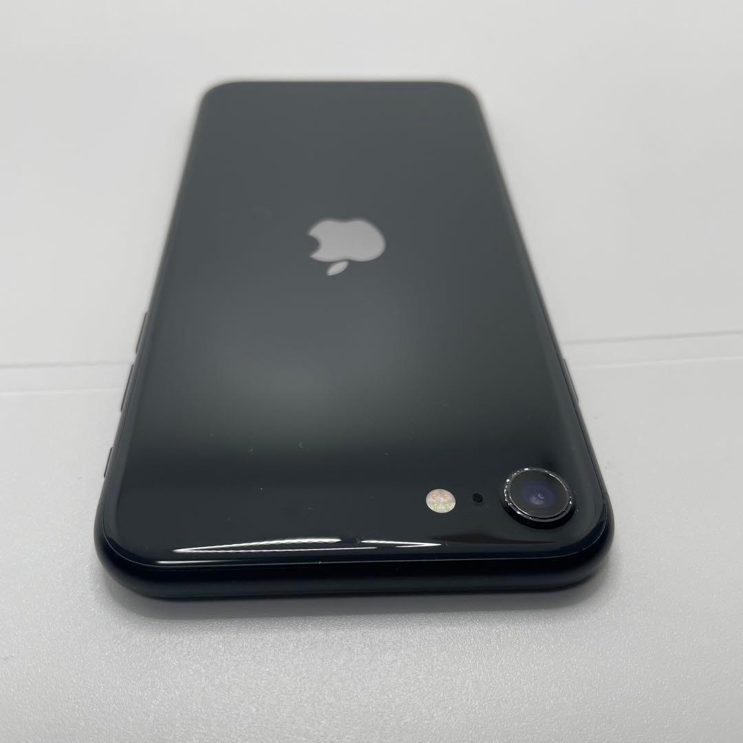 【格安美品】iPhone SE2 128GB simフリー本体 325