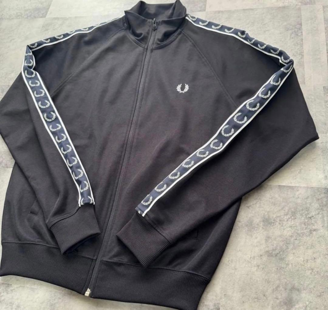 FRED PERRY フレッドペリー トラックジャケット ジャージ S