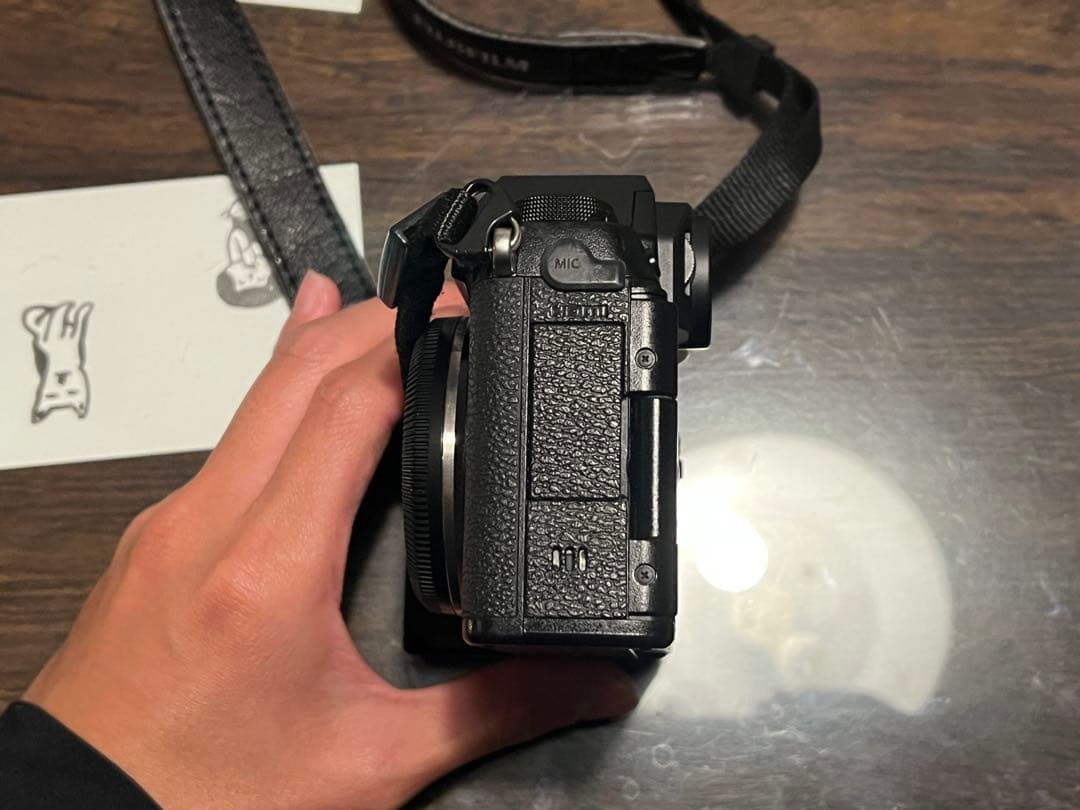 【最終値下げ】FUJIFILM X-S10 ボディ バッテリー×3付き