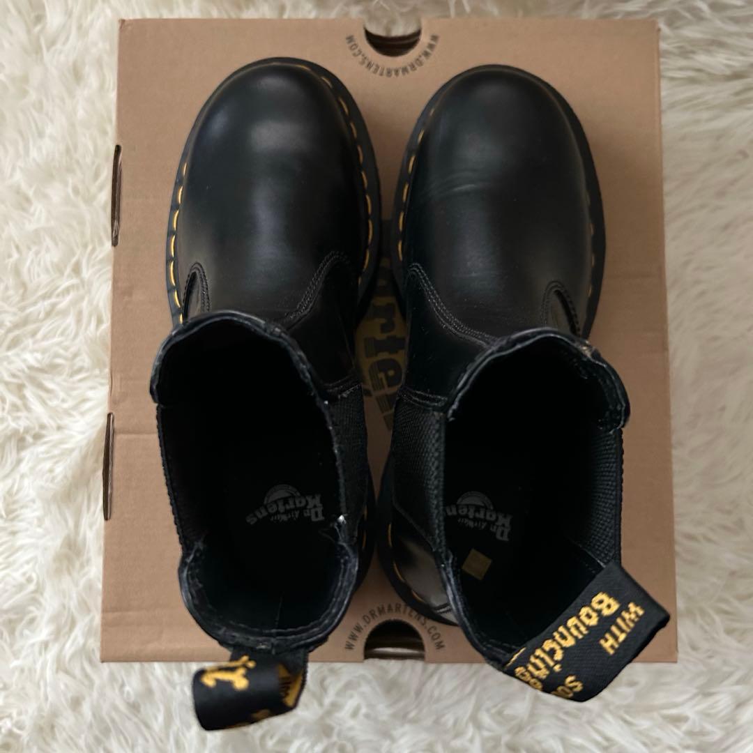 【ドクターマーチン】チェルシーブーツ　黒　厚底　サイドゴア　UK4 23.0㎝