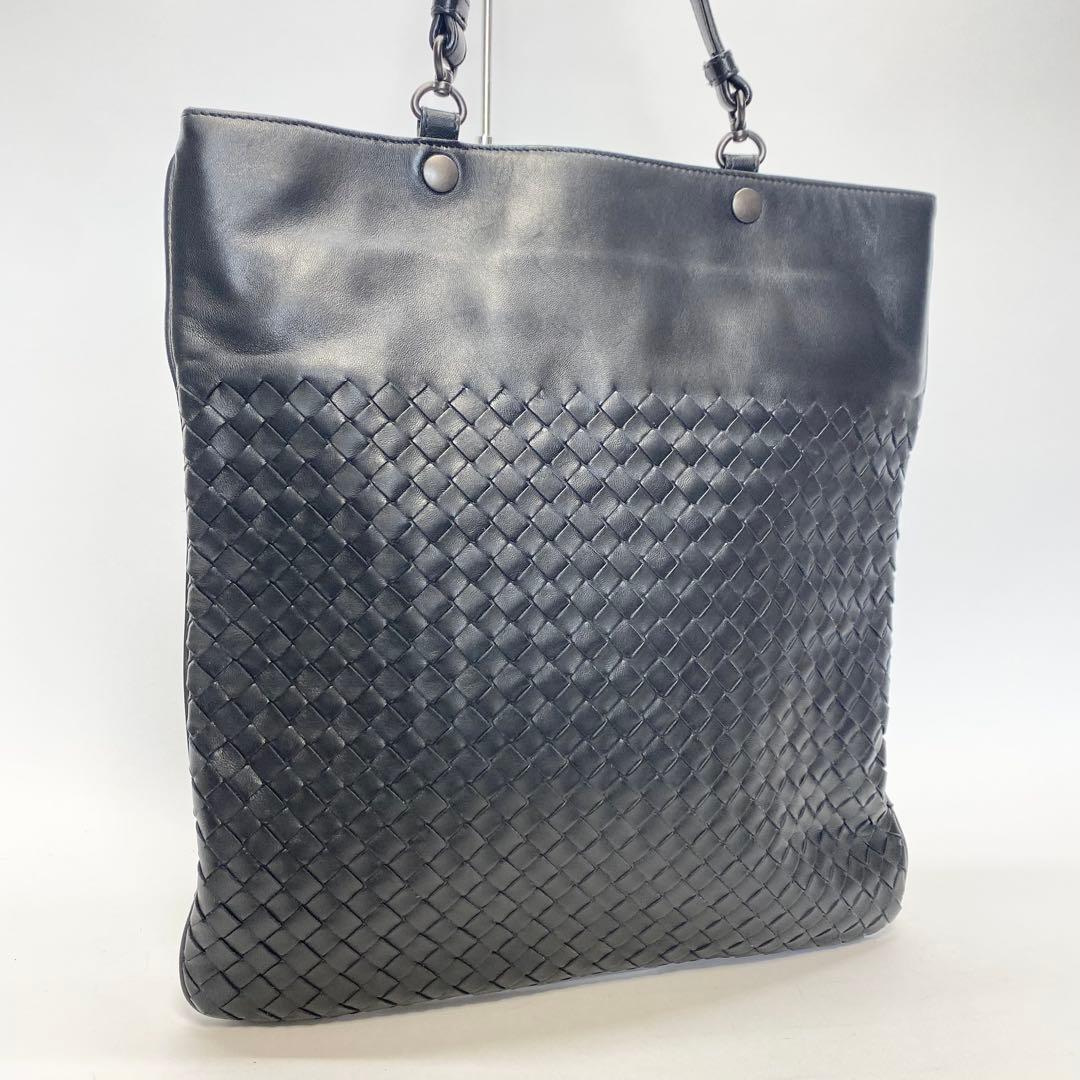 【美品】ボッテガヴェネタ ショルダーバッグ イントレチャート ブラック