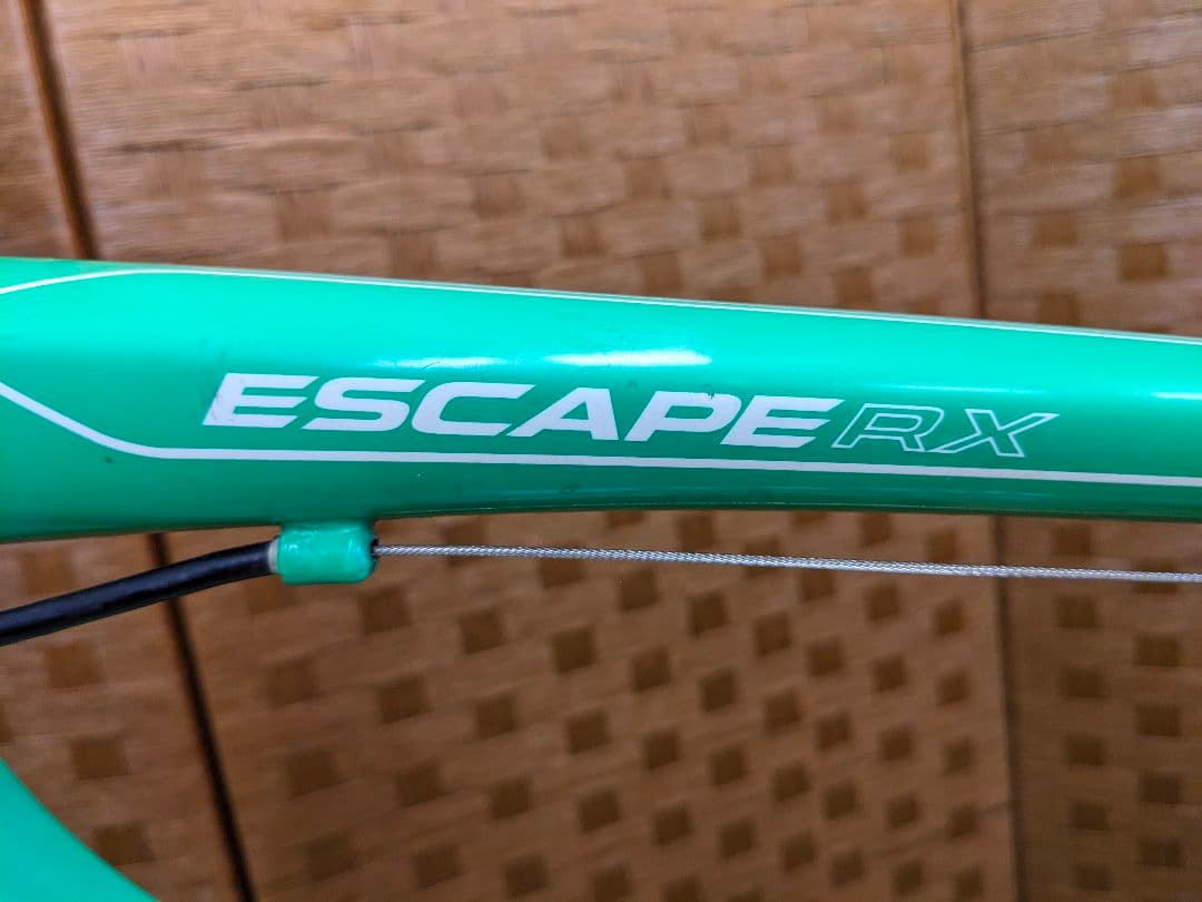 U084 クロスバイク　GIANT　ESCAPE EX Mサイズ 自転車