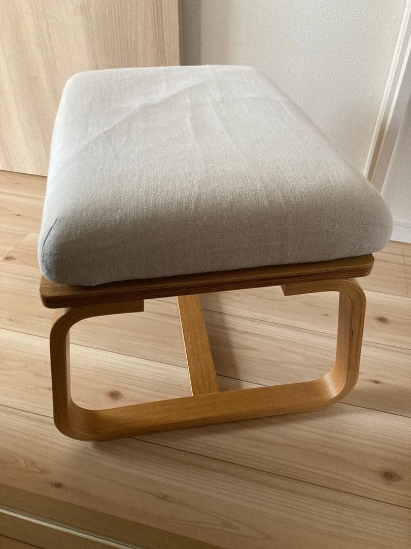 無印良品　リビングでもダイニングでもつかえるベンチ